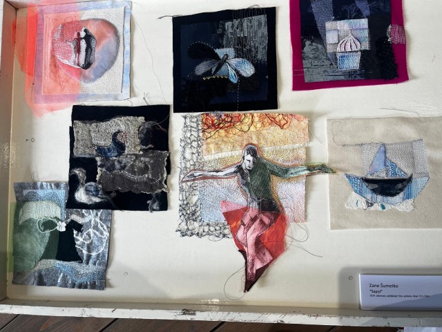 Latvijas Tekstilasociācijas mākslinieku darbu izstāde "Virzieni"